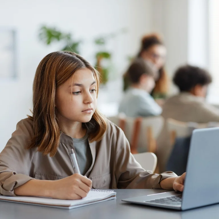 IA Crea Tech (Middle School)