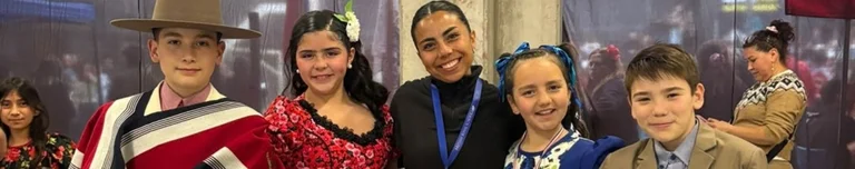 Estudiantes BRS destacan en competencia de cueca